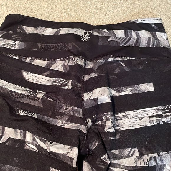 Athleta ankle length leggings - Picture 4 of 4